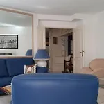 Апартаменты Grand T2 Lumineux, 2 Balcons, Coeur De Ville, A 100m Plage, Parking Сент-Максим