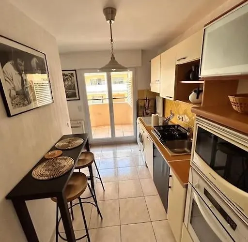 Nouveau Coeur De Ville, 100 M De La Plage, Spacieux Σαιντ-Μαξίμ