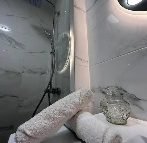 Nouveau Coeur De Ville, 100 M De La Plage, Spacieux Διαμέρισμα