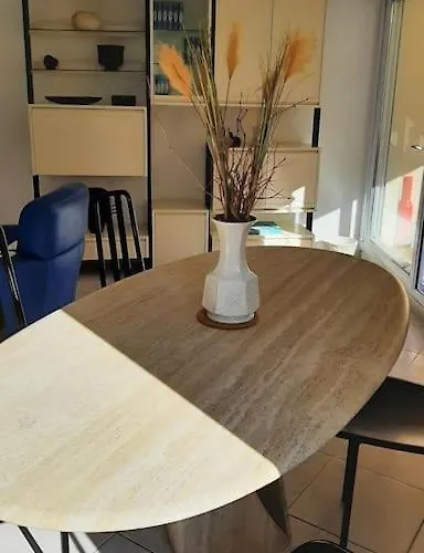 Διαμέρισμα Nouveau Coeur De Ville, 100 M De La Plage, Spacieux Σαιντ-Μαξίμ